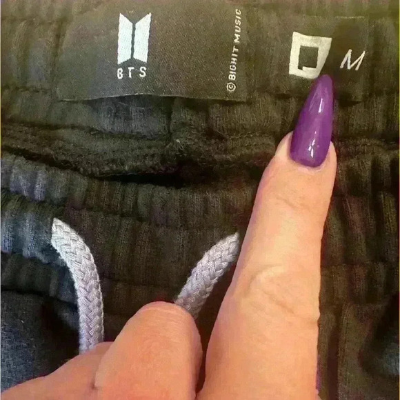 BTS Wide Leg Black Sweats Track Pants Size M - Picture 2 of 4